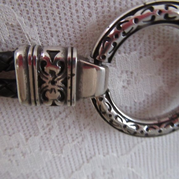 Black braided faux leather & ornate buckle silver belt - Picture 4 of 8